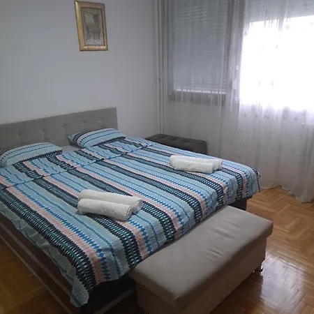Aleja Apartment *